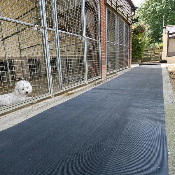 Fine Ribbed Rubber Roll Matting Kennels