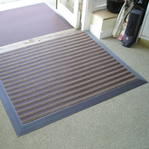 PVC Edge on Mat 1 jpg